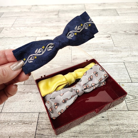 Vintage Lot of 3 Little Boys Clip On Bow Ties by Jet NYC Cutter Boy Best Clip - Picture 1 of 14